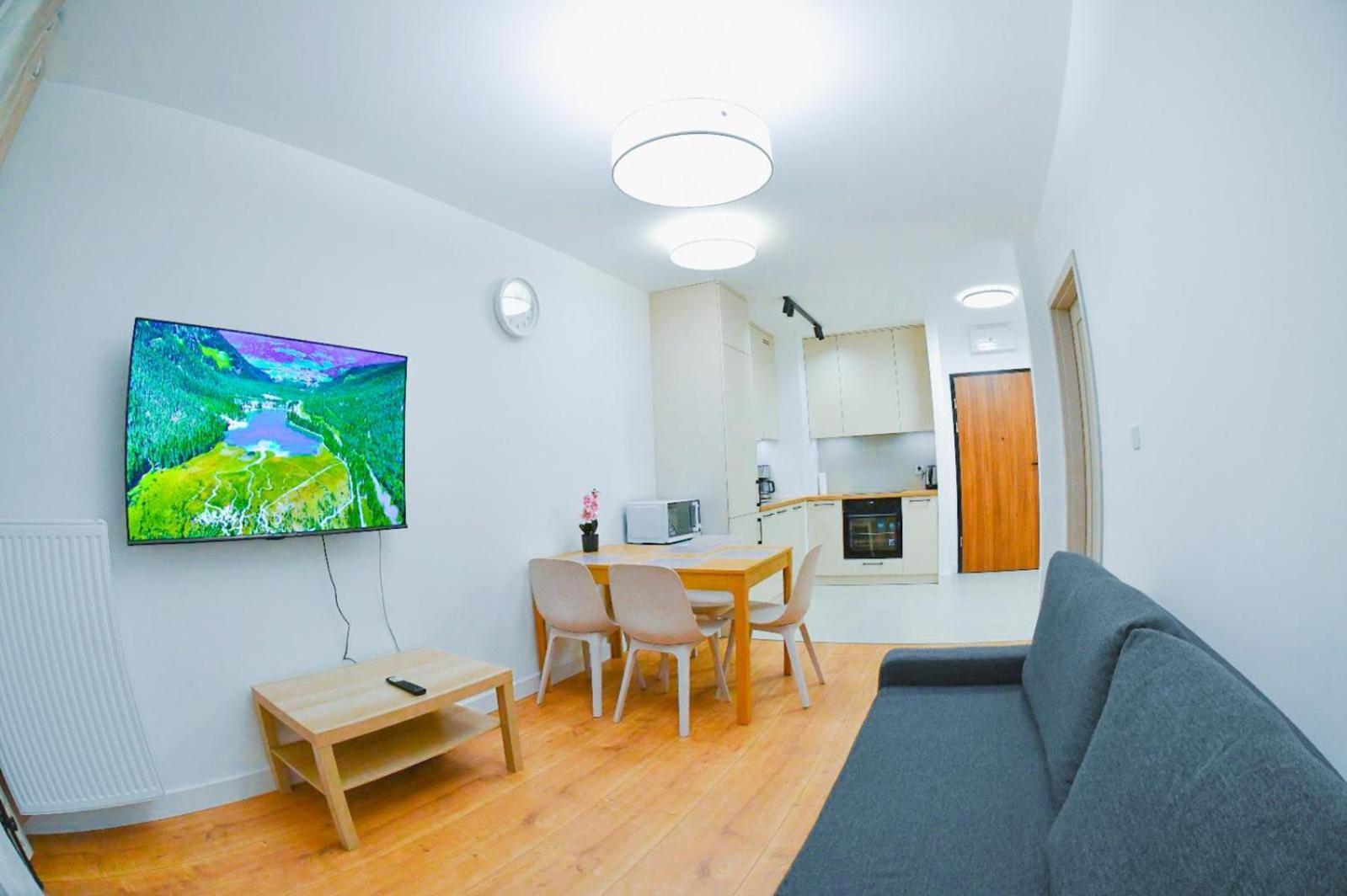 Elegant Two-Room Apartment, City Center, Balcony ,Sleeps 4 كراكوفيا المظهر الخارجي الصورة