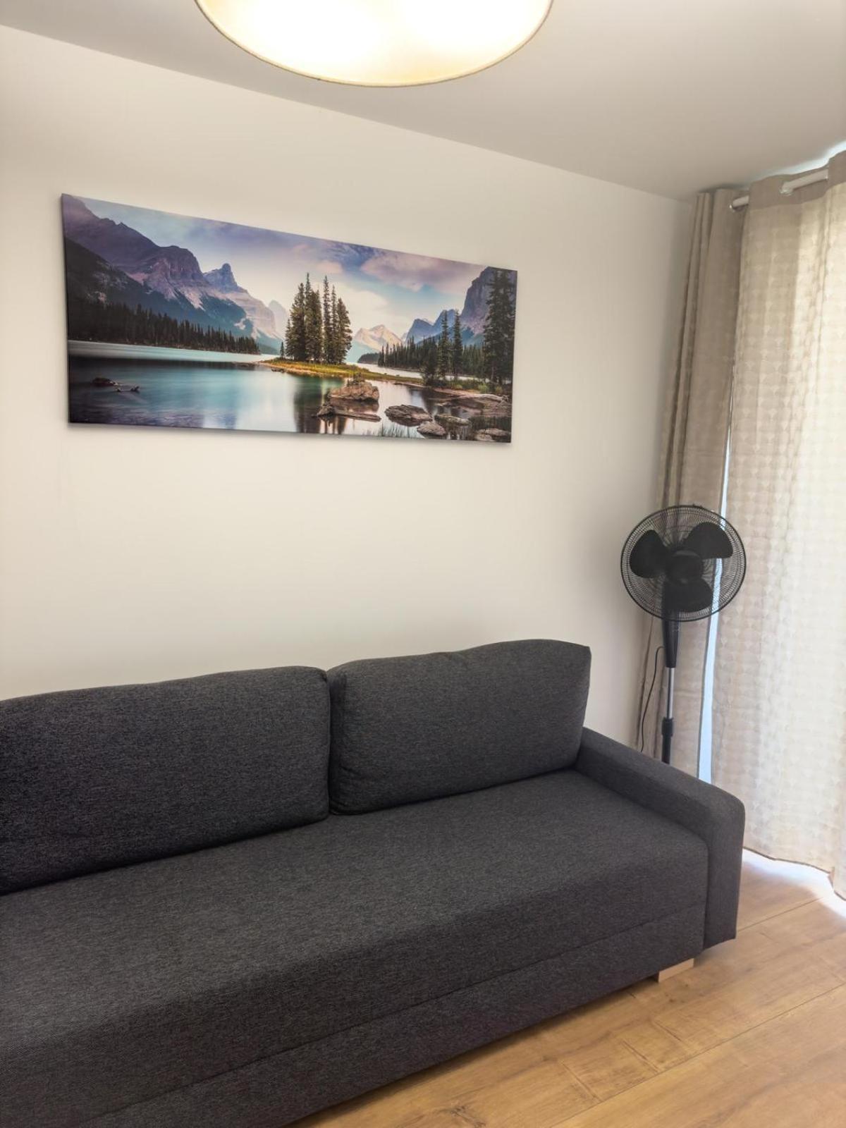 Elegant Two-Room Apartment, City Center, Balcony ,Sleeps 4 كراكوفيا المظهر الخارجي الصورة